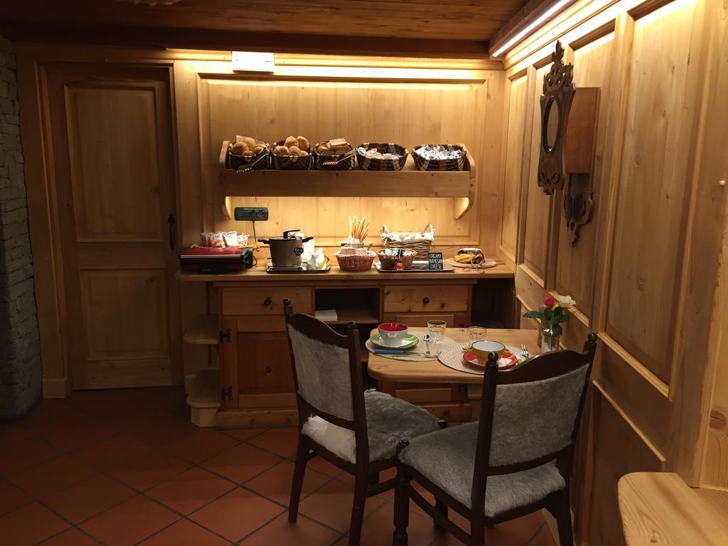 Hotel Meuble Gorret Breuil-Cervinia Kültér fotó