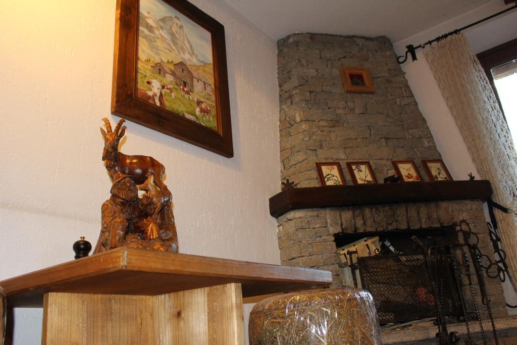 Hotel Meuble Gorret Breuil-Cervinia Kültér fotó